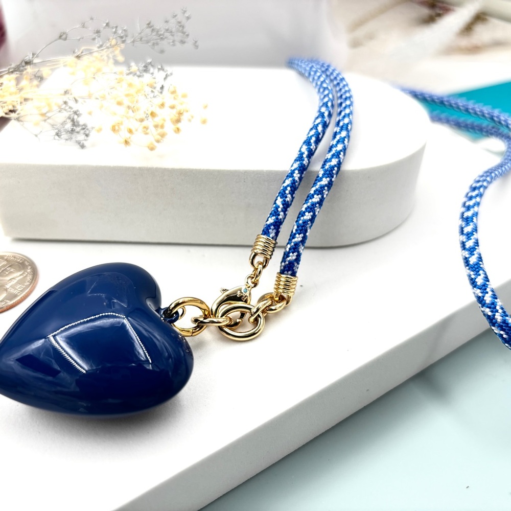 ROXANNE ASSOULIN The Long Happy Cord Charm Necklace Denim &  Florentine heart - Picture 6 of 7